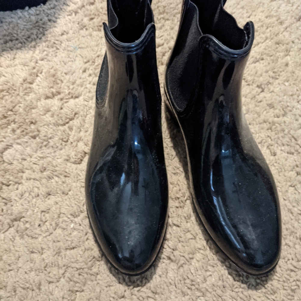 Rain boots